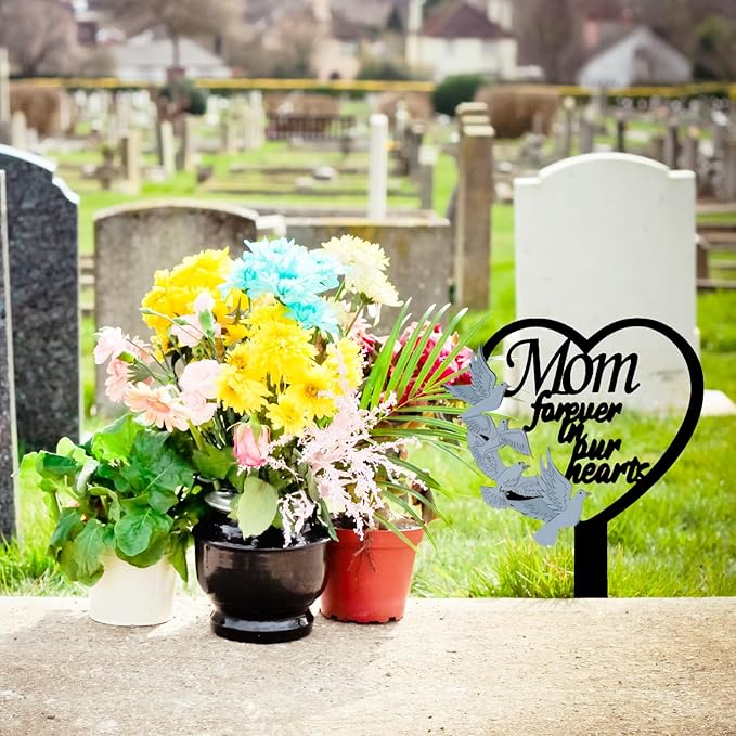 11 inch Metal Mom Memorial Stake Grave Decorations for Cemetery Gravesite Sympathy Markers Waterproof Memorial Gifts for Loss of Mother Tombstones Plaque Outdoors Lawn Yard Decor