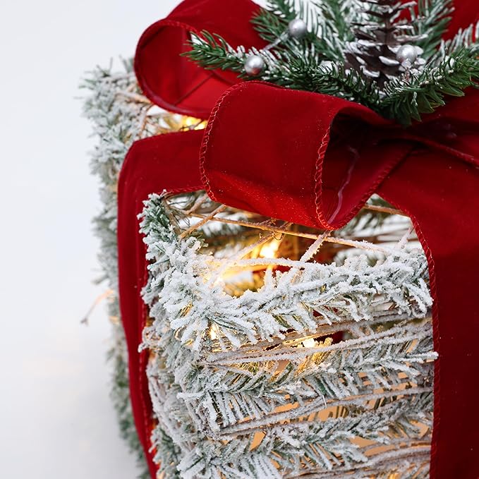 LuxenHome Set of 3 Lighted Gift Boxes, Battery Operated Forsted Faux Cedar Branch Boxes for Xmas, Lawn, Porch, Under Tree Indoor, Outdoor Christmas Decorations