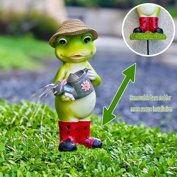 Solar Powered Frog & Mushroom Couple Statue, Outdoor Garden Decor with Romantic LED Lights, Waterproof Resin Sculpture Set for Lawn, Yard, Patio with Anti-Tip Stakes (Watering Frogs)