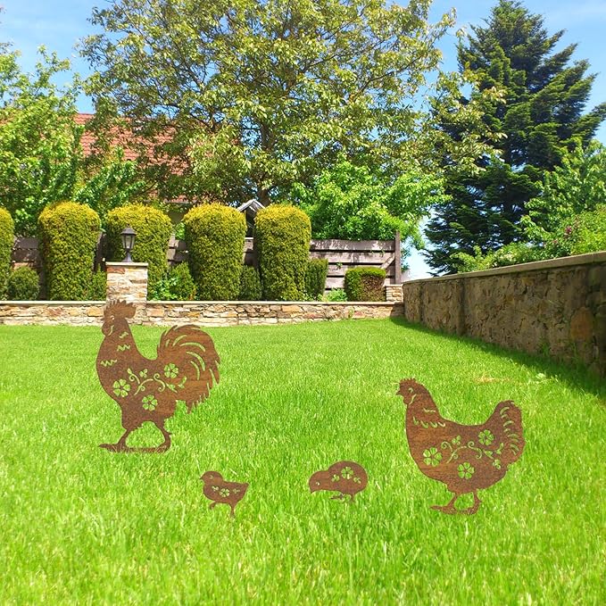 Metal Chicken Garden Decor Outdoor, Chicken Gifts for Women/Men/Chicken Lovers Gifts,Black Chicken Silhouette Statues Garden Decor for Outdoor Decor,Yard Art,Backyard,Patio,Lawn Ornaments (Gold)