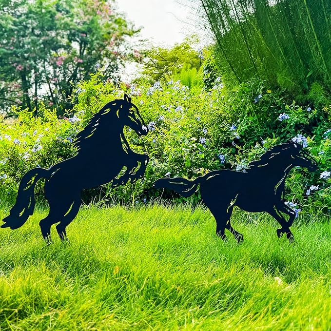 Horse Metal Decorative Garden Stakes Horse Gifts for Women/Men Horse Lovers Gifts Silhouette Statues for Yard Art, Outside, Patio, Outdoor Decor, Garden Decorations, Lawn Ornaments