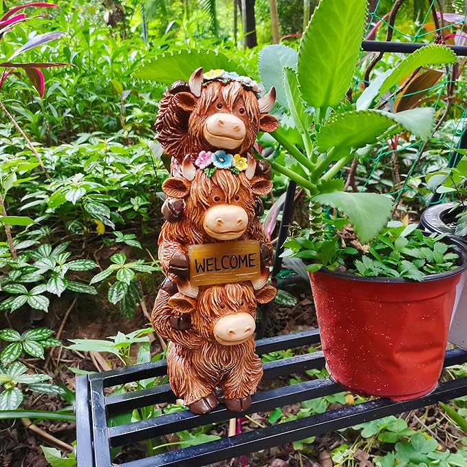 Solar Outdoor Figurine Lights Gnome Garden Decor Statue with LED Lantern, Glowing Fairy Yard Decorations for Outside Patio Yard Front Porch, Housewarming Home Decor Gifts Thanksgiving (Brown Cows)