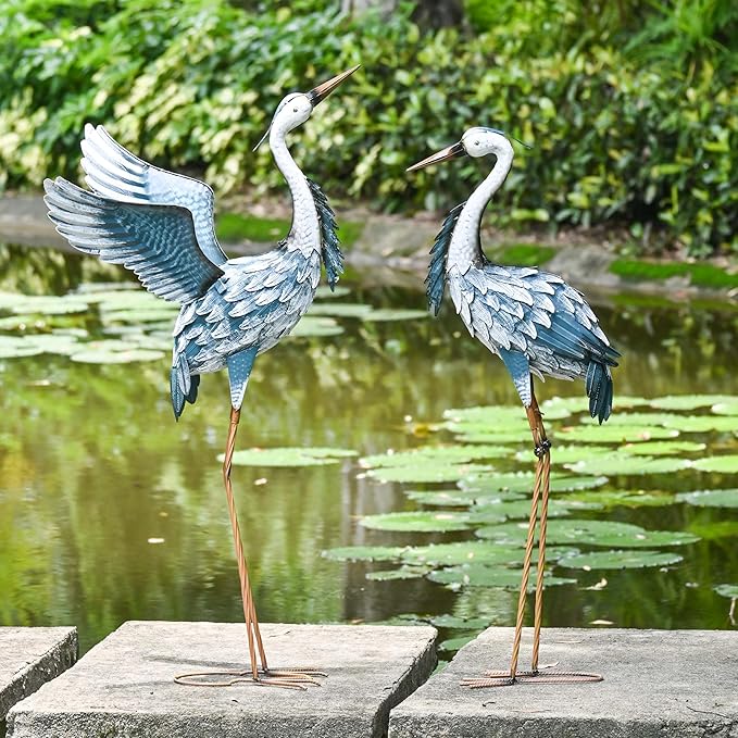 TERESA'S COLLECTIONS Garden Decor, Set of 2 Herons Garden Decor, 23-25", Elegant Herons with Blue Painting, Waterproof Metal Garden Statue, Herons Gifts Birthday Gifts for Women Mom