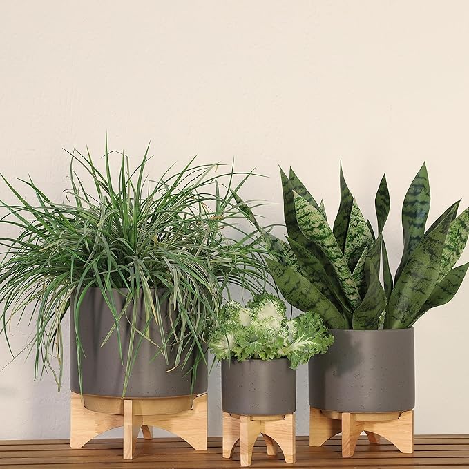Sagebrook Home Modern Ceramic Planter with Stand - Stoneware Indoor/Outdoor Flower Pot - Minimalist Home & Garden Decor - 7" Gray