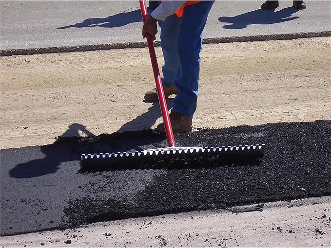 MARSHALLTOWN Asphalt Lute Rake, Blunt 32 Inch Blade, 72 Inch Aluminum Handle, T Connector, Made in The USA, RED700026C